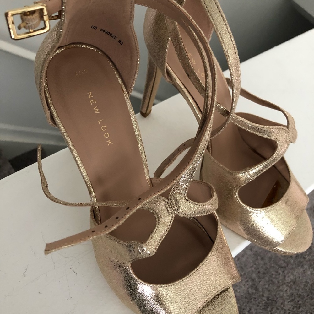 Brand new heels